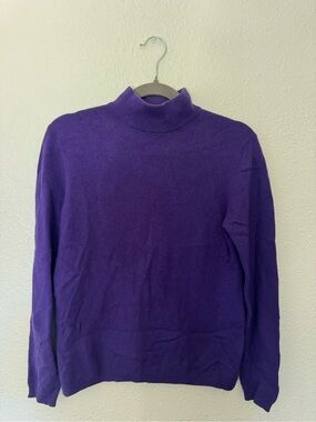 Cashmere Purple Turtleneck Sweater - Women